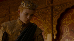 extant_GameOfThrones_4x02-TheLionAndTheRose_5083