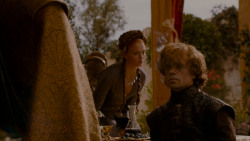 extant_GameOfThrones_4x02-TheLionAndTheRose_5120