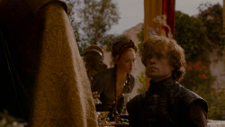 extant_GameOfThrones_4x02-TheLionAndTheRose_5121