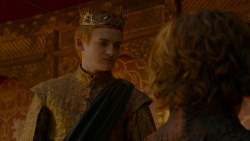 extant_GameOfThrones_4x02-TheLionAndTheRose_5126