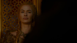 extant_GameOfThrones_4x02-TheLionAndTheRose_5148