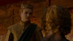 extant_GameOfThrones_4x02-TheLionAndTheRose_5176