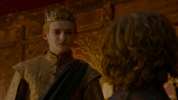 extant_GameOfThrones_4x02-TheLionAndTheRose_5188