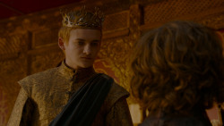 extant_GameOfThrones_4x02-TheLionAndTheRose_5192