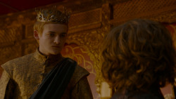 extant_GameOfThrones_4x02-TheLionAndTheRose_5193