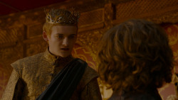extant_GameOfThrones_4x02-TheLionAndTheRose_5196