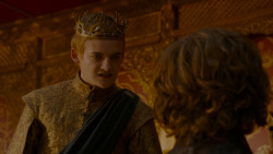 extant_GameOfThrones_4x02-TheLionAndTheRose_5201