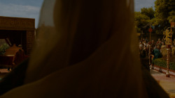extant_GameOfThrones_4x02-TheLionAndTheRose_5219