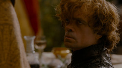 extant_GameOfThrones_4x02-TheLionAndTheRose_5230