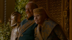 extant_GameOfThrones_4x02-TheLionAndTheRose_5284