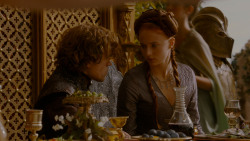extant_GameOfThrones_4x02-TheLionAndTheRose_5288