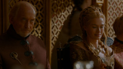 extant_GameOfThrones_4x02-TheLionAndTheRose_5322