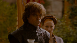 extant_GameOfThrones_4x02-TheLionAndTheRose_5344