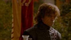 extant_GameOfThrones_4x02-TheLionAndTheRose_5345