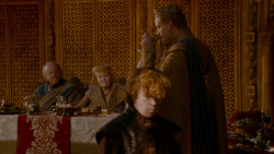 extant_GameOfThrones_4x02-TheLionAndTheRose_5368