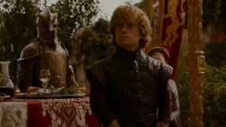 extant_GameOfThrones_4x02-TheLionAndTheRose_5377