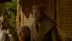 extant_GameOfThrones_4x02-TheLionAndTheRose_5434