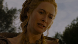extant_GameOfThrones_4x02-TheLionAndTheRose_5487