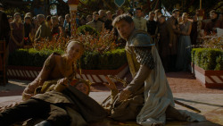 extant_GameOfThrones_4x02-TheLionAndTheRose_5514