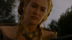 extant_GameOfThrones_4x02-TheLionAndTheRose_5571