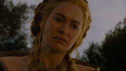 extant_GameOfThrones_4x02-TheLionAndTheRose_5572