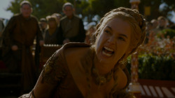 extant_GameOfThrones_4x02-TheLionAndTheRose_5601