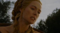 extant_GameOfThrones_4x02-TheLionAndTheRose_5611