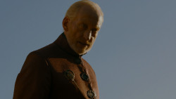 extant_GameOfThrones_4x03-BreakerOfChains_0030