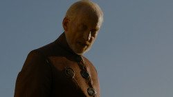 extant_GameOfThrones_4x03-BreakerOfChains_0032