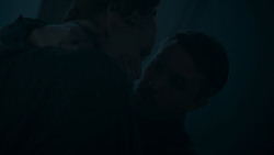 extant_GameOfThrones_4x03-BreakerOfChains_0309