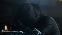 extant_GameOfThrones_4x03-BreakerOfChains_1370