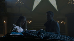extant_GameOfThrones_4x03-BreakerOfChains_1391