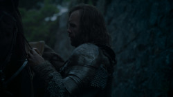 extant_GameOfThrones_4x03-BreakerOfChains_1599