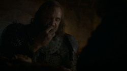 extant_GameOfThrones_4x03-BreakerOfChains_1927