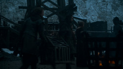 extant_GameOfThrones_4x03-BreakerOfChains_2198
