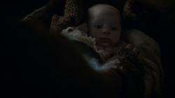 extant_GameOfThrones_4x03-BreakerOfChains_2265