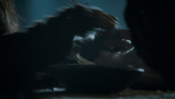 extant_GameOfThrones_4x03-BreakerOfChains_2288