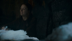 extant_GameOfThrones_4x03-BreakerOfChains_2302