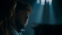 extant_GameOfThrones_4x03-BreakerOfChains_2399