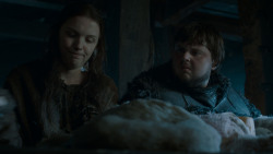 extant_GameOfThrones_4x03-BreakerOfChains_2431