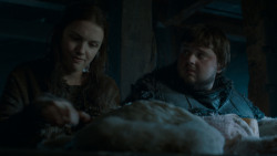 extant_GameOfThrones_4x03-BreakerOfChains_2438