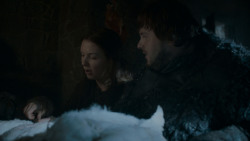 extant_GameOfThrones_4x03-BreakerOfChains_2444
