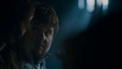 extant_GameOfThrones_4x03-BreakerOfChains_2467