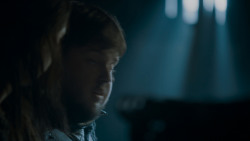 extant_GameOfThrones_4x03-BreakerOfChains_2471