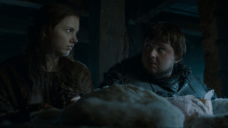 extant_GameOfThrones_4x03-BreakerOfChains_2497