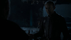 extant_GameOfThrones_4x03-BreakerOfChains_2689