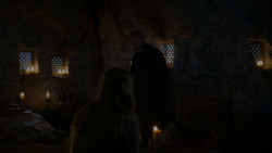 extant_GameOfThrones_4x03-BreakerOfChains_2977