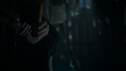 extant_GameOfThrones_4x03-BreakerOfChains_3191