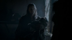 extant_GameOfThrones_4x03-BreakerOfChains_3237