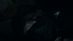 extant_GameOfThrones_4x03-BreakerOfChains_3269